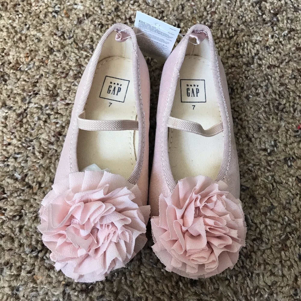 Baby Gap toddler flats 🥿